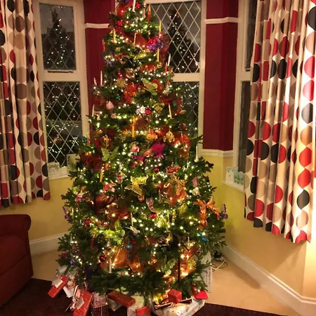 Cambridge House 4* Torpoint